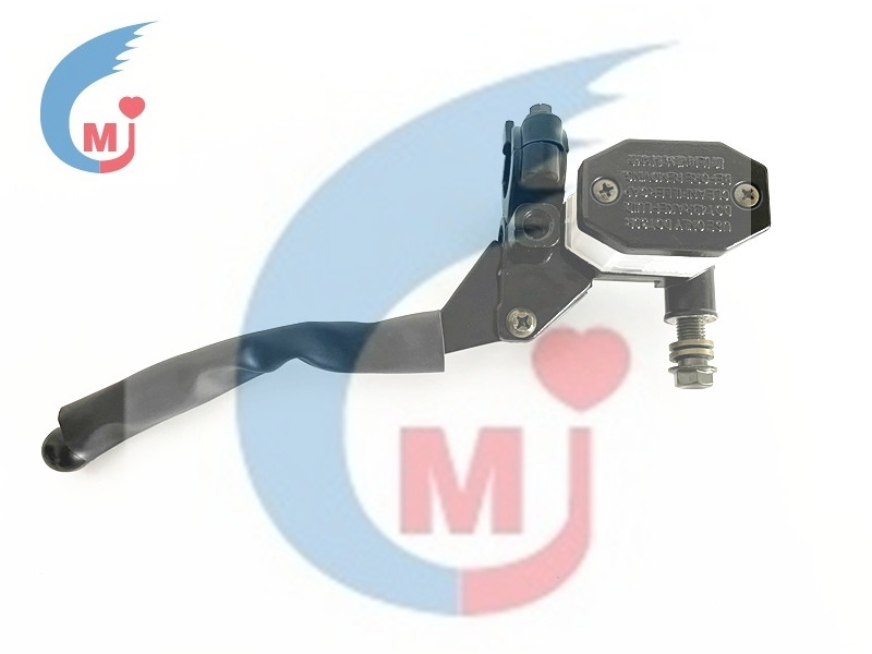 Bomba de freno superior de motocicleta para L150