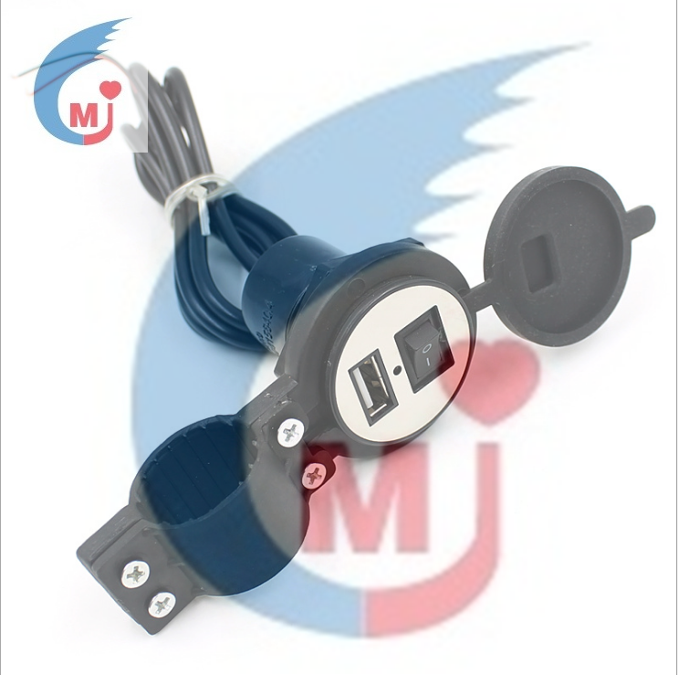 Nuevo cargador de coche USB para motocicleta con interruptor Cargador de teléfono móvil modificado para scooter USB impermeable 12V